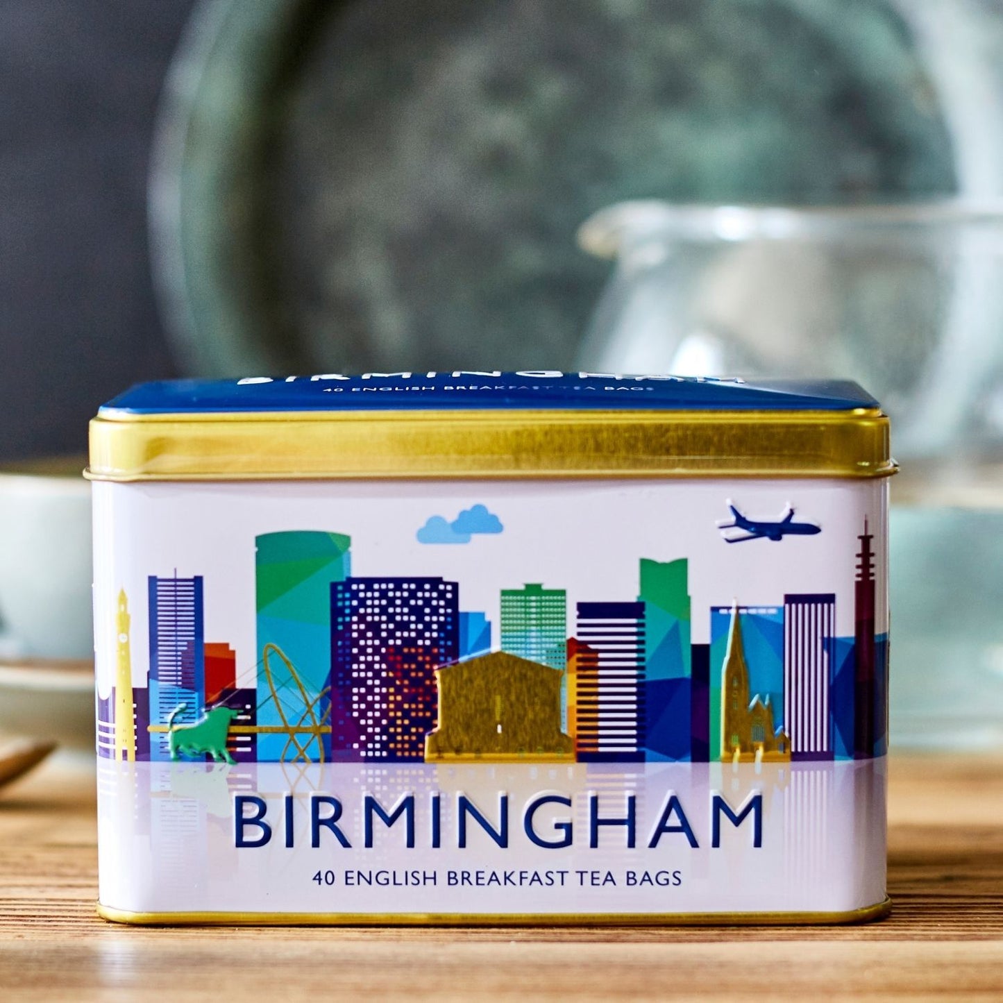 Our Birmingham skyline tea tin contains 40 of our best-selling English Breakfast teabags. Birmingham Tea Tin contains: 40 x 2g English Breakfast teabags Infusion Tips Boil fresh water to 100° and pour over the teabag. Leave the teabag to infuse for