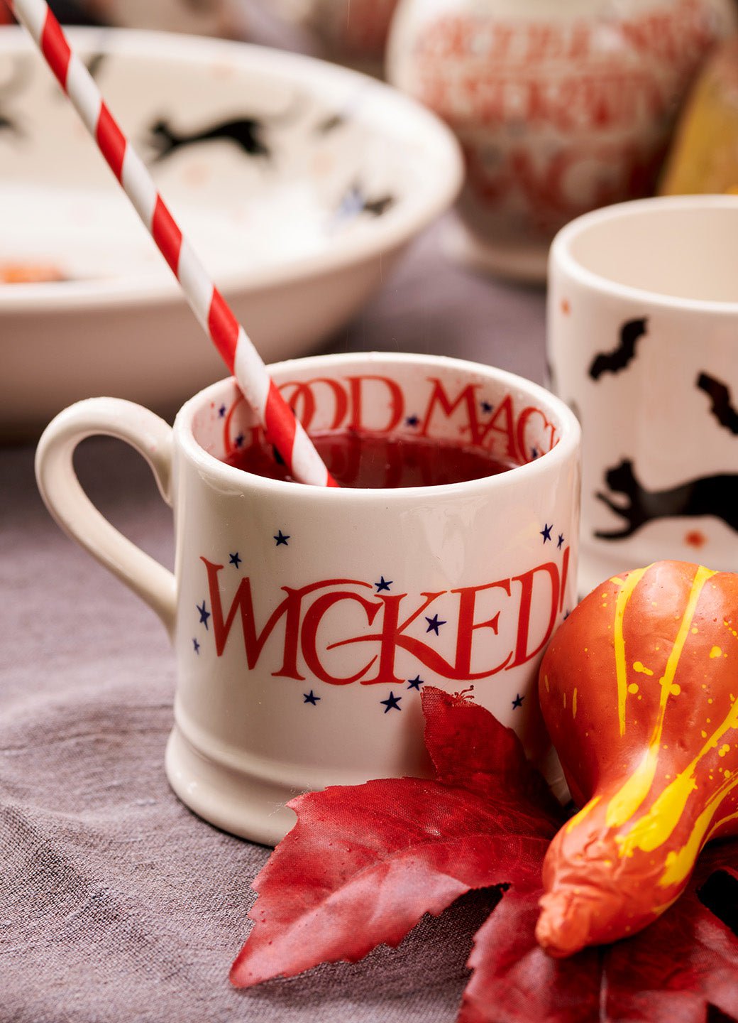 Ceramic Coffee & Tea Mugs. Whether it's a large coffee mug or a unique hand painted mug you're after, you'll have an abundance of options with our huge mug collection - with new lines being added regularly.
