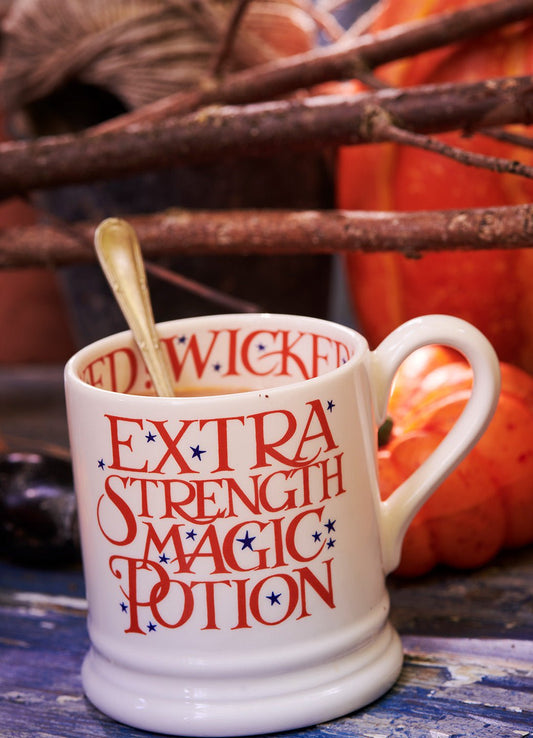Ceramic Coffee & Tea Mugs. Whether it's a large coffee mug or a unique hand painted mug you're after, you'll have an abundance of options with our huge mug collection - with new lines being added regularly.