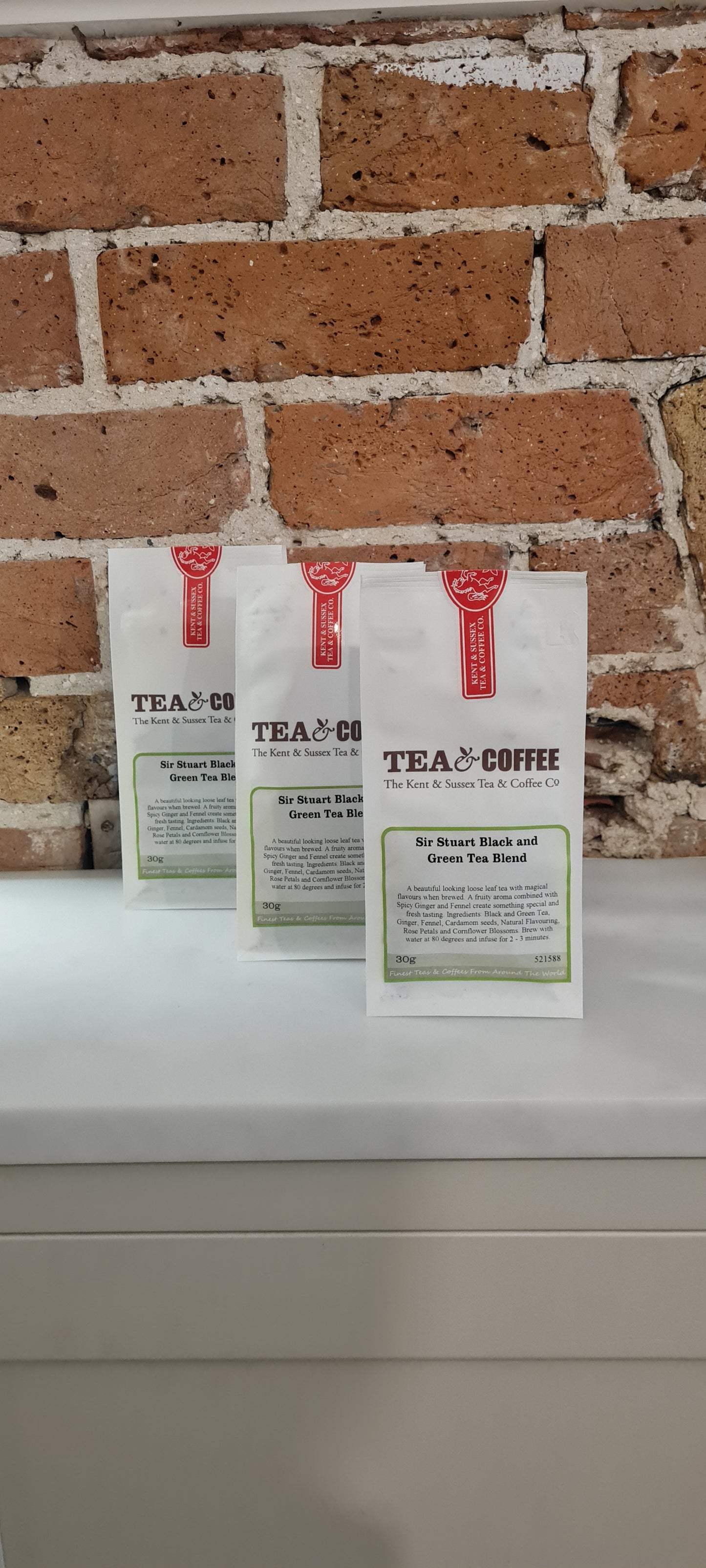 Black and Green Loose Tea Blend