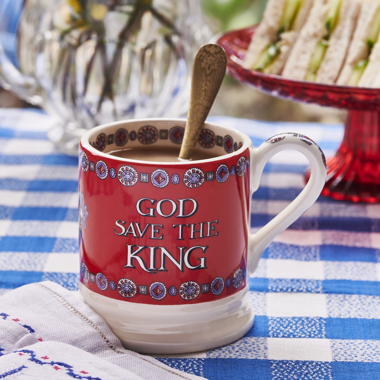 Emma Bridgewater Seconds God Save The King 1/2 Pint Mug Unique Handmade & Handpainted English Earthenware Tea/Coffee Mug