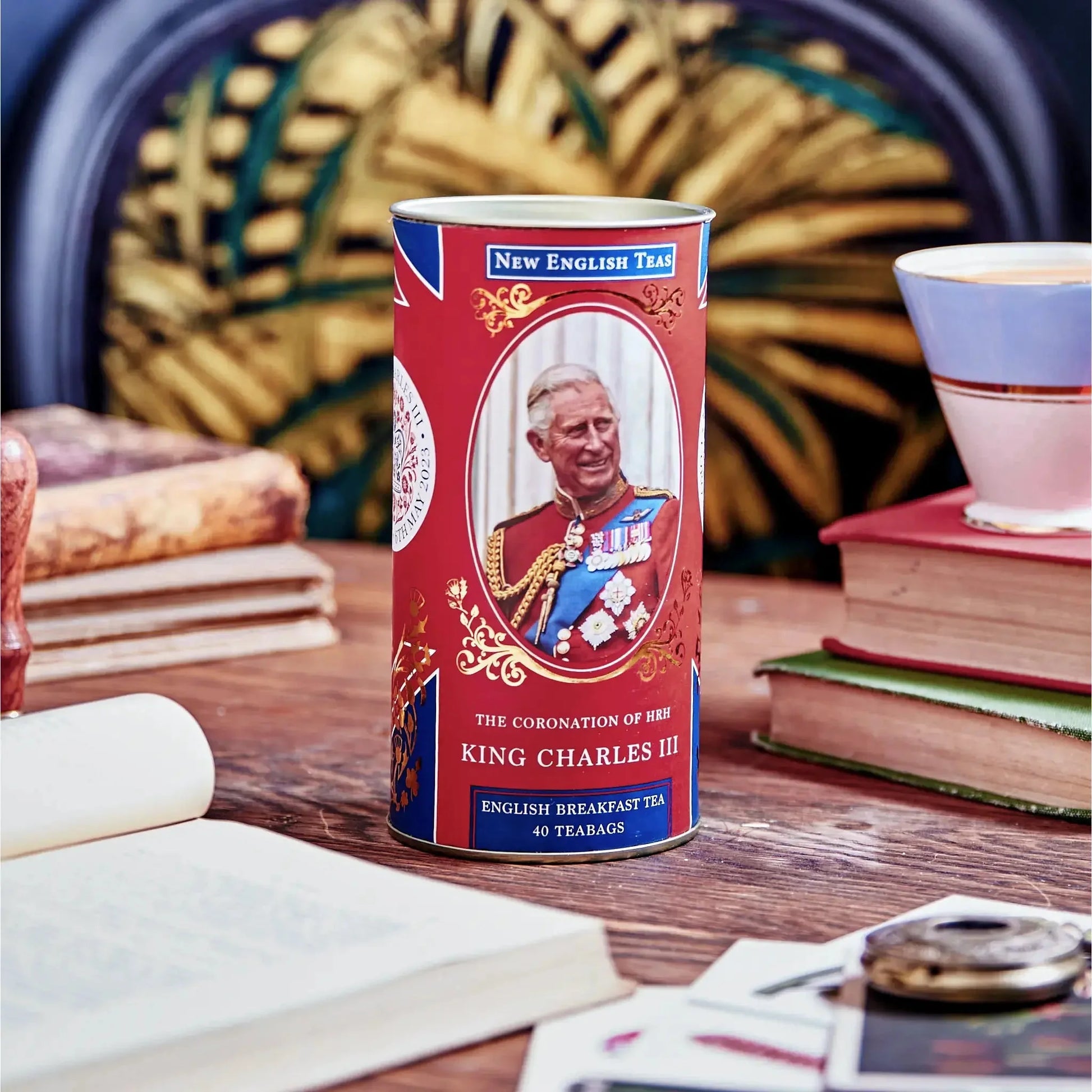 The King Charles III English Breakfast Tea drum celebrates the coronation of King Charles with a luxury commemorative card drum complete with gold foil detailing, and includes 40 of our celebrated English Breakfast teabags.