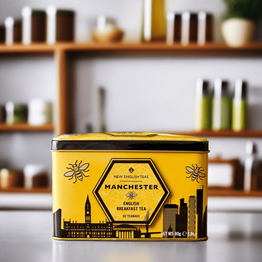 This tin gives a nod to the most popular symbol of Manchester, the worker bee - which is associated to Manchester's industrial past and its hard working Mancunians. Today, the bee has become a symbol of unity and defiance and New English Teas have pr