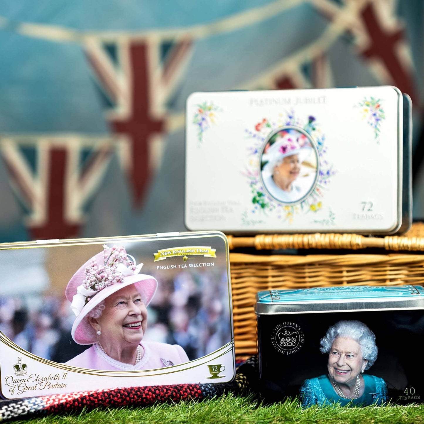 A collectors set of three of our most sought-after Tea Tins that celebrate the life and legacy of Her Late Majesty Queen Elizabeth II. This gift set includes a 40 teabag tin and two 72 teabag selection tins.