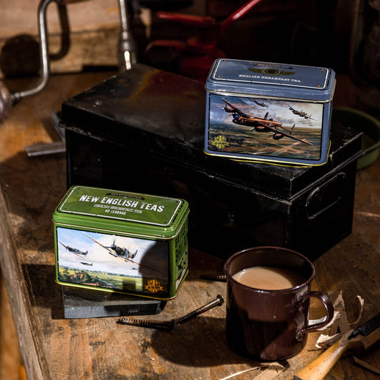 Celebrate Britain's rich heritage with our exclusive Aviation History Tea Tin Bundle. A perfect gift for the aviation enthusiast in your life, the bundle includes two iconic tins, each filled with 40 tea bags of traditional English Breakfast blend. P